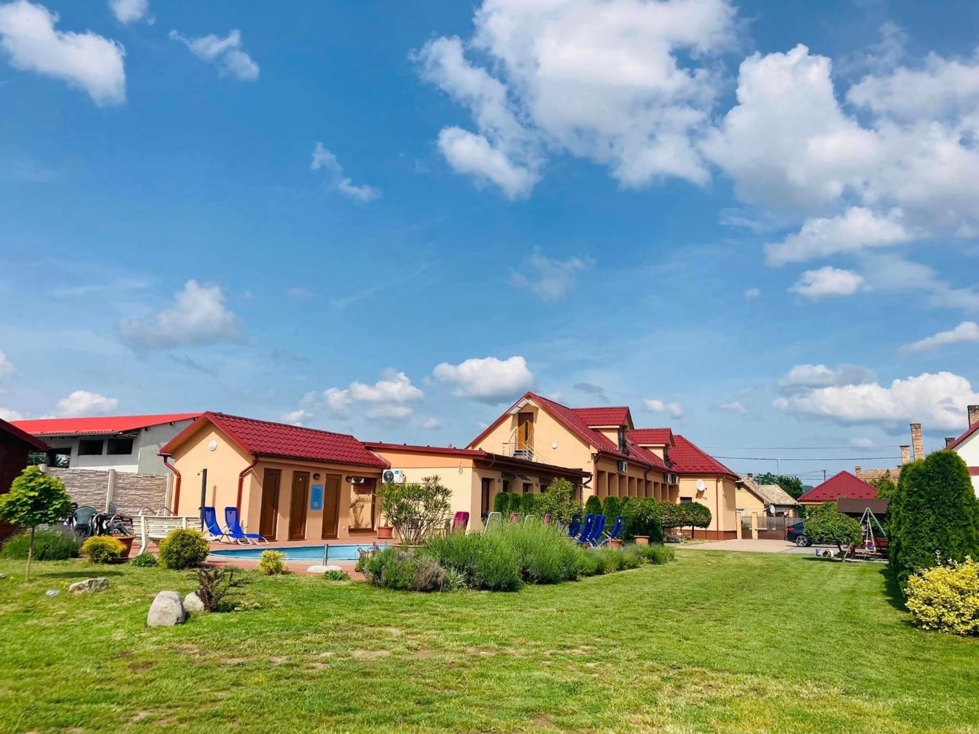 Vila Maria Rapovce Экстерьер фото